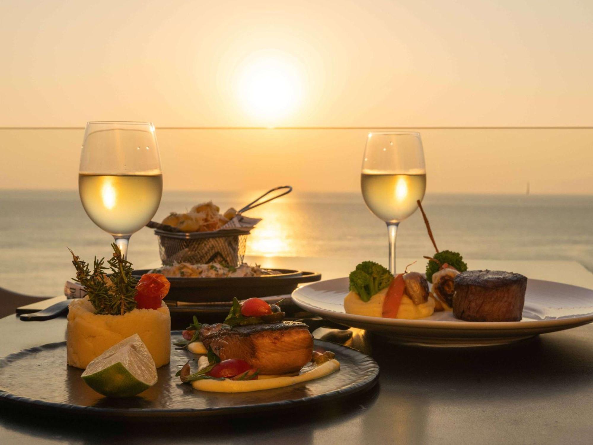 Moevenpick Hotel Bejrut Zewnętrze zdjęcie