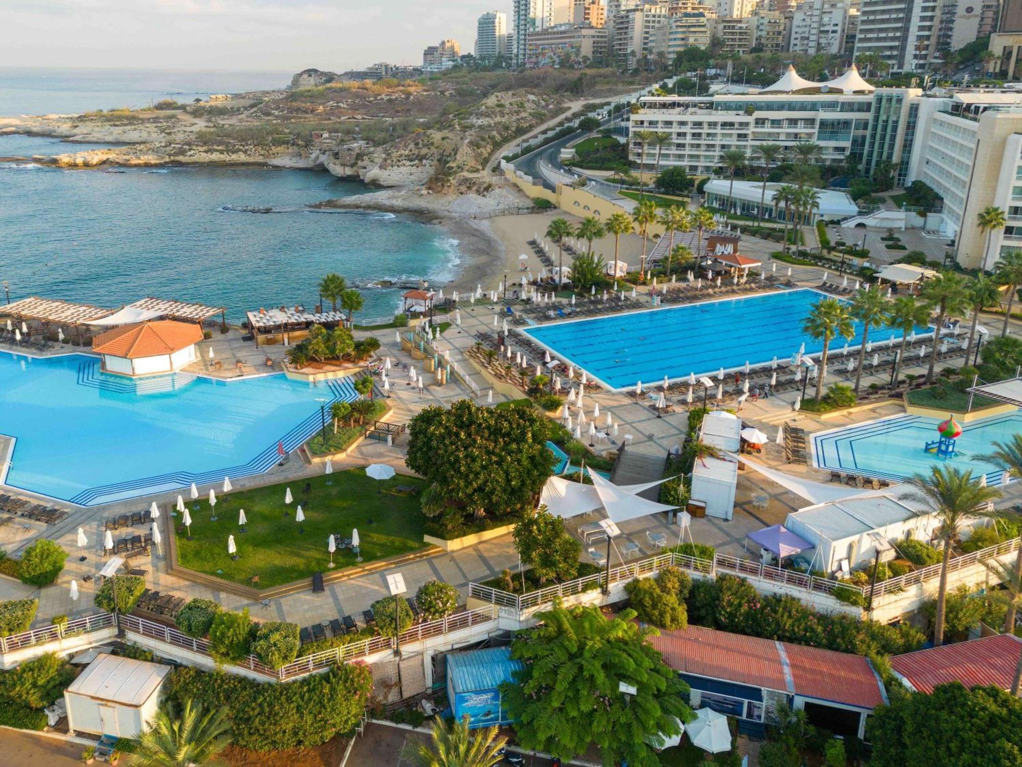 Moevenpick Hotel Bejrut Zewnętrze zdjęcie